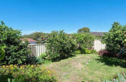 Nelson Bay Apartment | Matador Flat Pet Friendly Accommodation