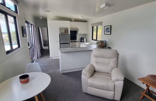 Matakana House | Matakana Puri Retreat. Cozy and comfortable pet friendly accommodation.