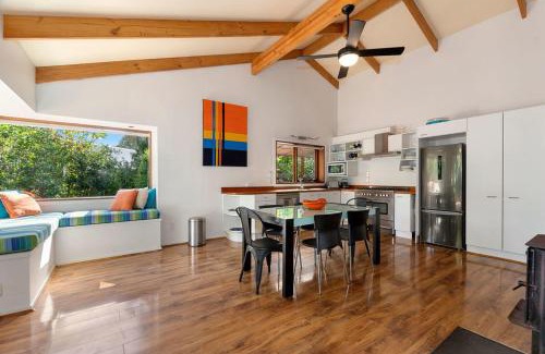 Matapouri House | Matapouri Hideaway - Matapouri Holiday Home