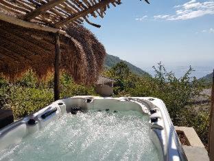 Bunutan Cabin | MATHIS Lodge Amed