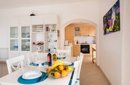 Marina del Cantone Apartment | Matisse Cantone