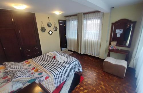 Banos de Agua Santa House | MATRIMONIAL TURI centro de la ciudad, garaje