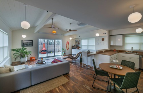 East Ocean View House | Matt's Flat! Where it's at!
