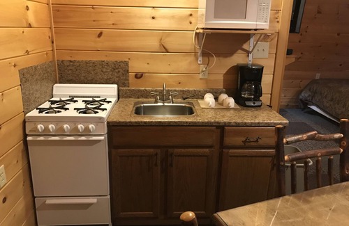 Woodgate Cabin | Matteson’s Rental Cabins