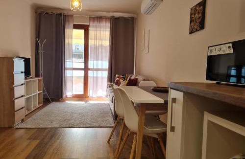 Saints Constantine and Helena Apartment | Maty studios