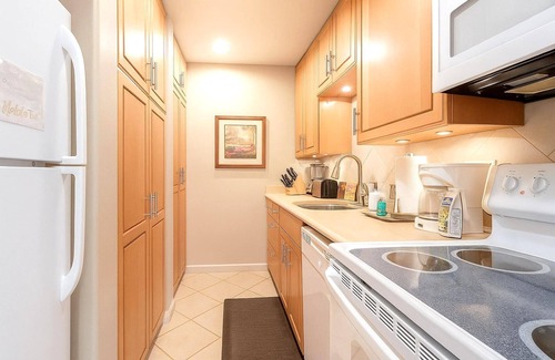 Kaanapali Condo | Maui Kaanapali Villas Collection by KBM - 2 Units on same floor (b242/b247)
