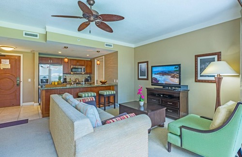 Kaanapali Condo | Maui Resort Rentals: Honua Kai Hokulani 213 - Rare Interior Courtyard 1BR w/Partial Ocean Views