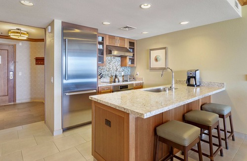 Kaanapali Villa | Maui Resort Rentals: Hyatt Residence Club – 2BR Oceanfront Lower Floor VIlla