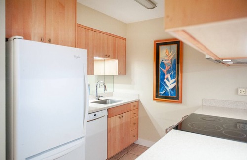 Kihei Condo | Maui Sunset Direct Ocean View with XL Lanai
