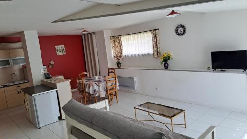 Mauleon Apartment | Mauleon Maison prive jardin 6 personnes