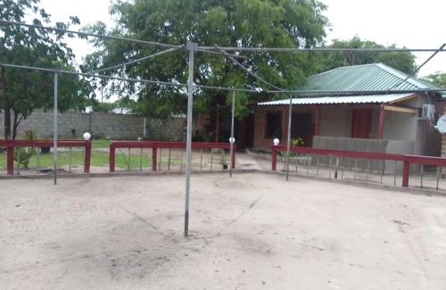 Maun House | Maun self catering accommodation