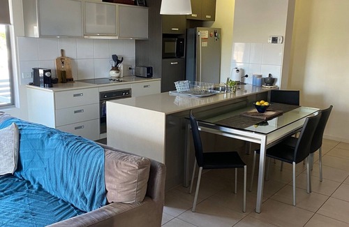 Darwin City Centre Apartment | Mauna Loa - Darwin Esplanade Beach Casino City Centre Festival Park and Museums