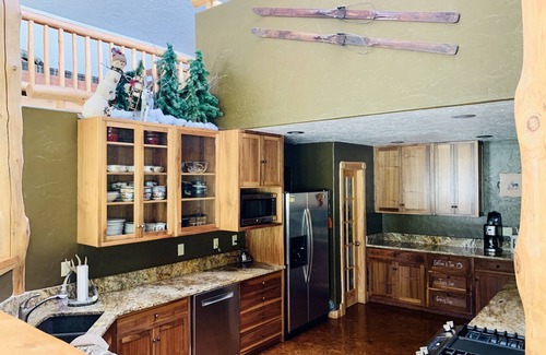 Oak Creek House | Maverick Hollow Getaway - Recreation Paradise Close to Steamboat