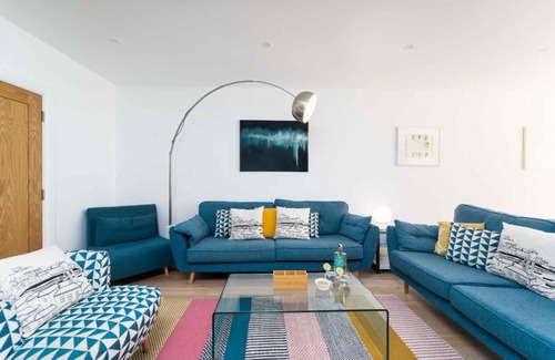 St Ives House | Mavericks