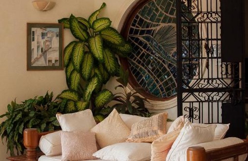 Kilifi Villa | Maweni House - Beachfront, Pool, AC & Cook