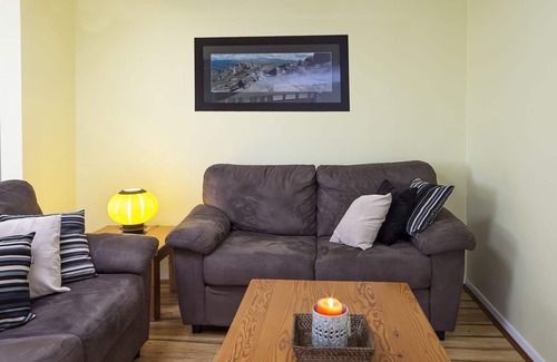 Jindabyne Apartment | Max's Place 2 - 2 Bedroom unit with WiFi
