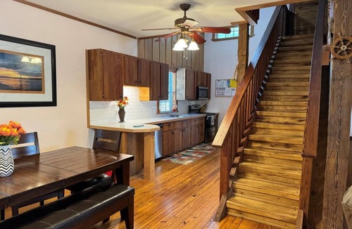 Steinhatchee House | Max's Place Next to landings, Boat parking, quiet and relaxing