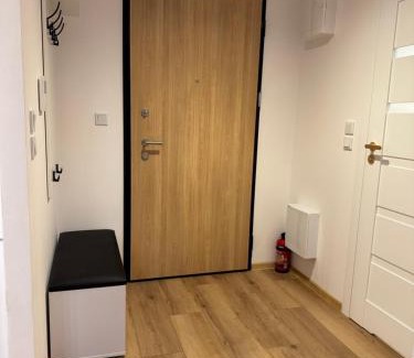 Wlochy Apartment | MaxApart Apartament Wiktoryn