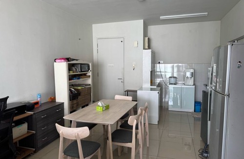 Sentul Pasar Apartment | Maxim City Lights, 28th Floor City View with Balcony