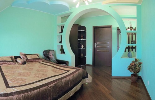 Kamenets-Podol'skiy Hotel | Maxima