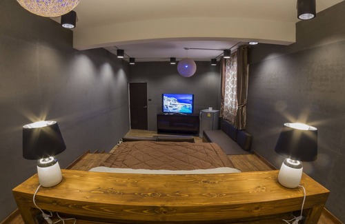 Mak Khaeng Hotel | Maximum Luxury Apartment