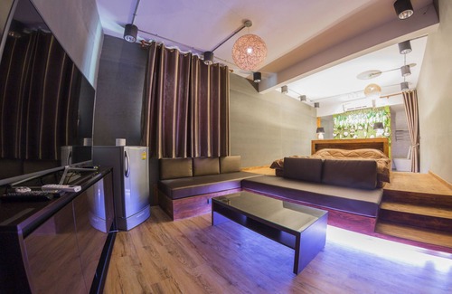 Mak Khaeng Hotel | Maximum Luxury Apartment