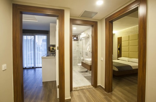 Akcay Hotel | Maxuite Hotel in Home