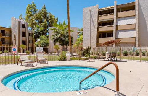 South Scottsdale Apartment | Maya Condos 337B