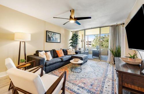 South Scottsdale Apartment | Maya Condos 337B