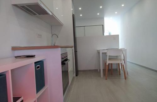 Arona Apartment | Maya Costa Silencio