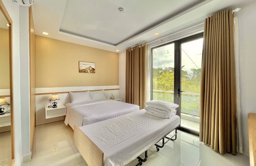 Con Son Hotel | Maya Hotel