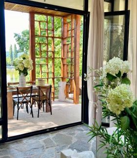 Moldova Villa | MAYA- Villas On The Lake