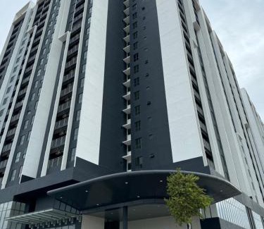 Kuala Langat District Apartment | MayaBay Residence Splash Mania Gamuda Cove by AZF Homestay