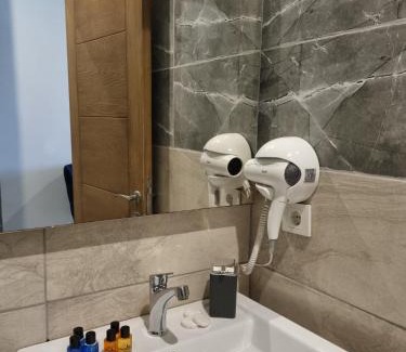 Pera Apartment | Mayata Gallery