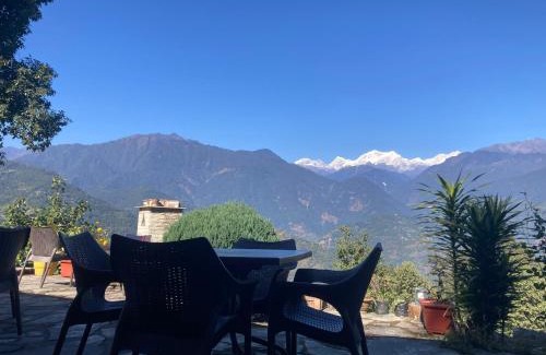 Pelling Hotel | MayaTels - Maya Eco Huts, Pelling