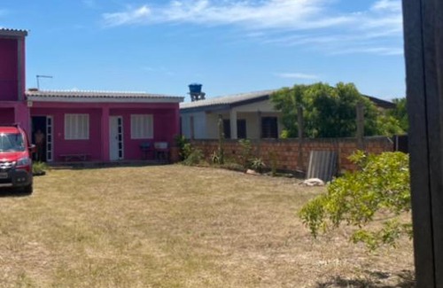 Balneario Pinhal House | Mayayo Kitnets