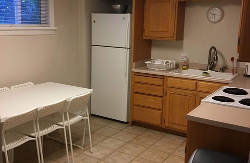 Scera Park South Apartment | Mayberry in Orem! Cozy 2BR Apt by Costco! All New Carpet/Paint