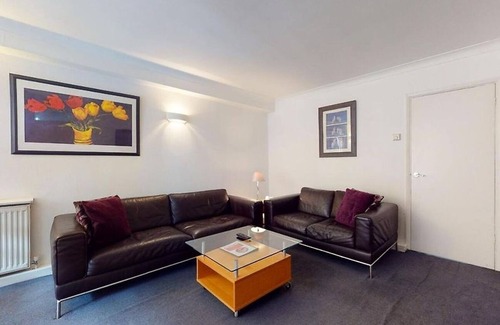 Mayfair Apartment | Mayfair Best Location 1 Bedroom Apartment - Centrally Located