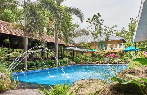 Zirad Villa | Mayfair Manor Alibag