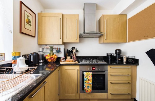 Mayfair Apartment | Mayfair W/ac 3-bed-5guests Berkeley Square