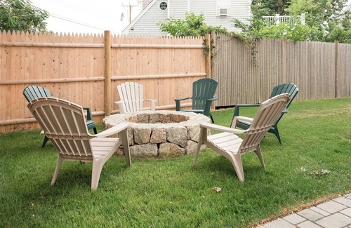 Dennis House | Mayflower Beach Villas - BAYVIEW