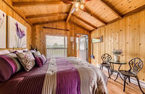 Mayhill Apartment | Mayhill Tiny Home Vacation Rental with Covered Porch