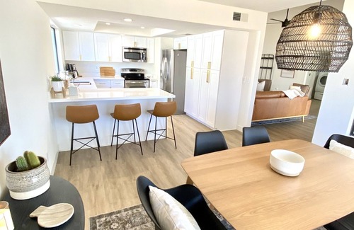 Casa Rica House | Mayo Shea Campus 5 Minutes - Modern Desert Dream
