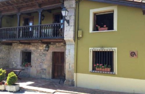 Mere House | Mayon House
