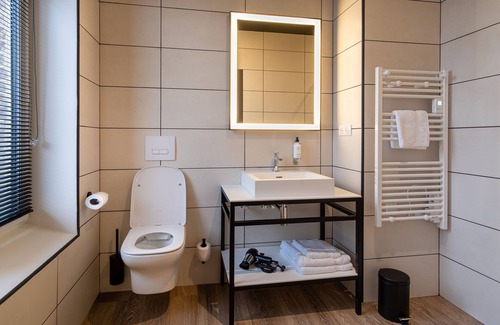 Eu Hotel | Mayrena Hotel