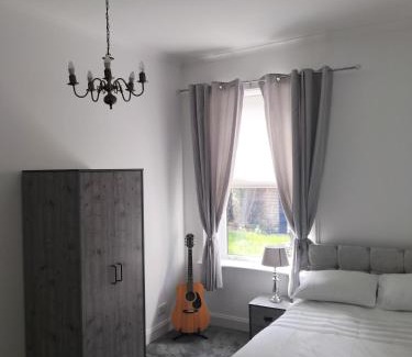 Ayr Apartment | Maze Beach Getaway