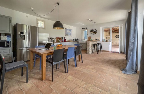 Tourrettes-sur-Loup Villa | Mazet Pascaressa - Beautiful holiday home with large infinity pool