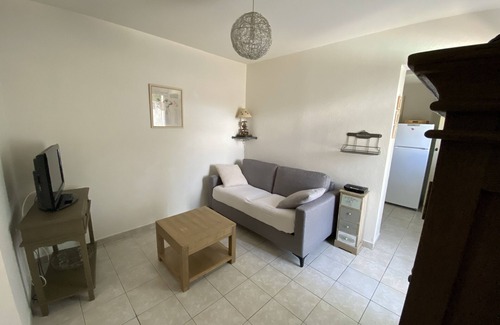 St.-Remy-de-Provence Cottage | Mazet provencal with pool in Saint Remy de Provence