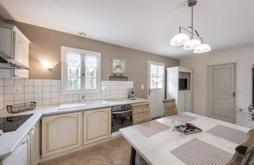 Grillon Other | MAZET PROVENCAL