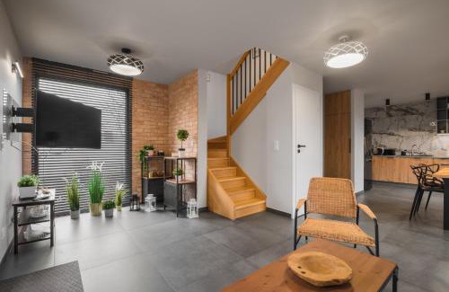 Gietrzwald House | Mazurski Dom nad Jeziorem & Sauna by Downtown Apartments
